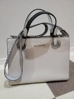 SAMANTHAVEGAバック