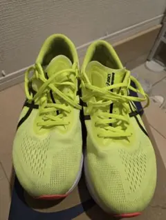 ASICS MAGIC SPEED 4ランニングシューズ イエロー　28.5cm