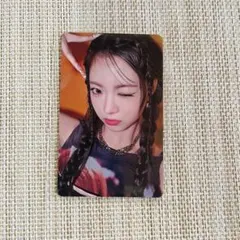 LE SSERAFIM ルセラフィム ウンチェ different トレカ