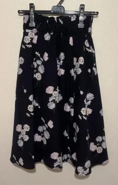 【マジェスティクレゴン】 花柄スカート