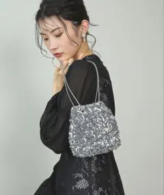 kana スパンコール 巾着バッグ 2WAY シルバー
