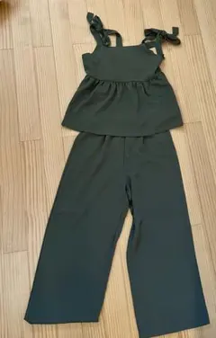 カーキ フリル付きセットアップ M