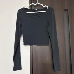 GU クロップドT ダークグレー