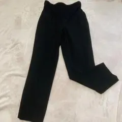 ユニクロ　スマートアンクルマタニティパンツ