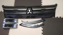 値下げ】新型デリカD5 新車外し 純正品フロントグリル ほかセット 