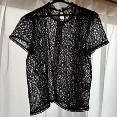 美品！！黒のレース半袖トップス