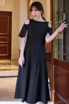 Adelaide Slit Sleeve Belted Dress - メルカリ