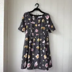 ダズリン　ワンピース半袖　S