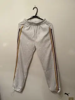 グレー サイドストライプ スウェットパンツ