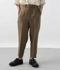 HARE 18AW トロテーパード　ベージュのサムネイル