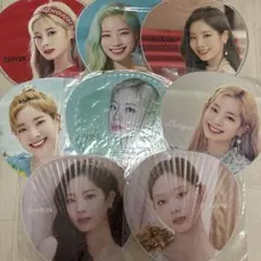 TWICE ダヒョン うちわ 缶バッジ トレカ セット - メルカリ