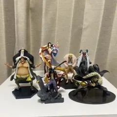まとめ売り】ONEPIECEフィギュア 海軍 ガープ クザン サウロ ジョズ