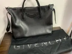 ジバンシィ アンティゴナ ソフト ミディアム