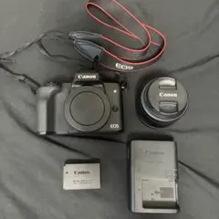 Canon EOS M レッド ダブルレンズセット＋EFM11-22ISSTM - メルカリ