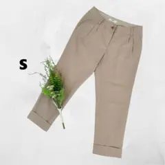 ナチュラルビューティーベーシック♪クロップドパンツ ベージュ S センタープレス