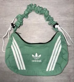 adidas グリーン ショルダーバッグ