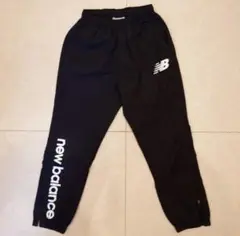 new balance ブラック ロングパンツ