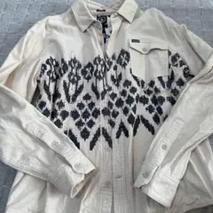 VOLCOM アイカット柄 長袖シャツ