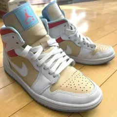 NIKE WMNS AIR JORDAN1 MID SE エアジョーダン1セサミ
