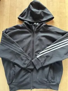 アディダス⭐︎パーカー