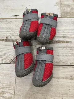 Item thumbnail for item fbd4d8d3-183a-44d8-b66d-e60c50b7445b