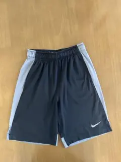 Nike ハーフパンツM