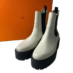 エルメス サイドゴアブーツ ハロウ HERMES エルメス ブーツ サイドゴア ショート ハロウ 白