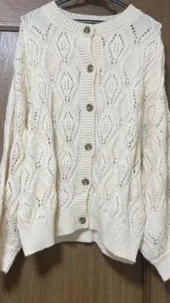 アイボリー ケーブル編み ニット カーディガン