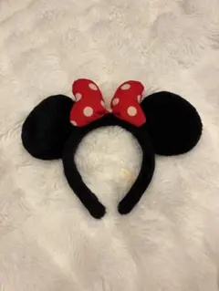 ミニーマウス カチューシャ 赤い水玉リボン
