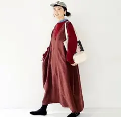 ブラックリネンバックＶネックノースリーブワンピース