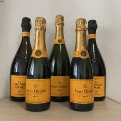 Veuve Clicquot シャンパンディスプレイ空ビン各種サイズ - メルカリ