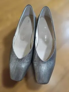 メタルヒールパンプス 23.0cmのサムネイル