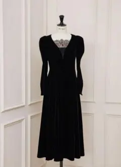 2026年最新】herlipto ワンピース ベロアの人気アイテム - メルカリ