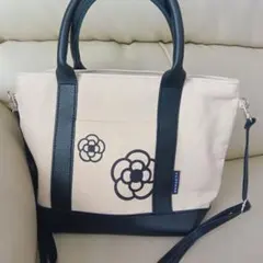 CLATHAS /クレイサス　花柄トートバッグ