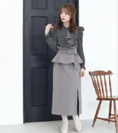 【新品タグ付き】マジェスティックレゴン コルセットデザインIラインスカート