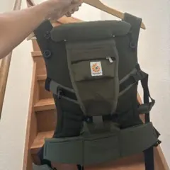 Ergobaby 抱っこ紐 オリーブ メッシュ 【おまけ付き】