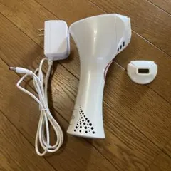 トリア TRIA 家庭用レーザー脱毛器（初期型） 充電ケーブル付き
