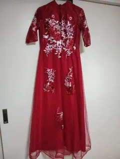 赤色 刺繍入り チャイナドレス 半袖