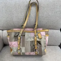 COACH シグネチャートートバッグ　パッチワーク柄