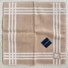 BURBERRY　バーバリー　タオルハンカチ　ベージュ系　ホースロゴ　約25cm