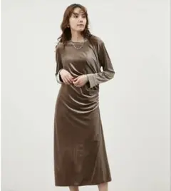 【お値下げ中】Mila Owen 袖カフスドレープデザインロングベロアワンピース