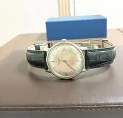 名品。ZENITH ゼニス 28800 ヴィンテージ 手巻き式 腕時計のサムネイル