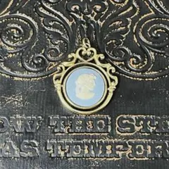 【美品】WEDGWOOD カメオ　ネックレストップ　ブルー
