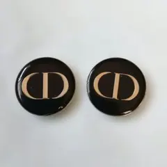 Dior　ロゴ ブラック　2個セット　超訳あり　裏側シルバー　元はピンバッチです