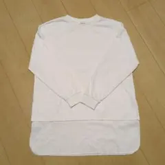 ホワイト レイヤードデザイン 長袖カットソー