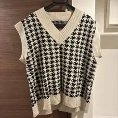 ニットベスト ホワイト