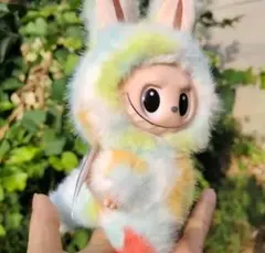 ラブブ Labubu ぬいぐるみ レインボー ドラゴン カラフル 着せ替え服！