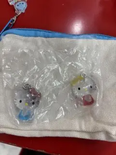 ハローキティ クリアチャーム 2個セット