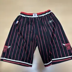 2025年最新】nba ブルズ ショートパンツの人気アイテム - メルカリ