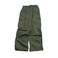 GU スーパーワイドカーゴパンツ Sサイズ　ダークグリーン